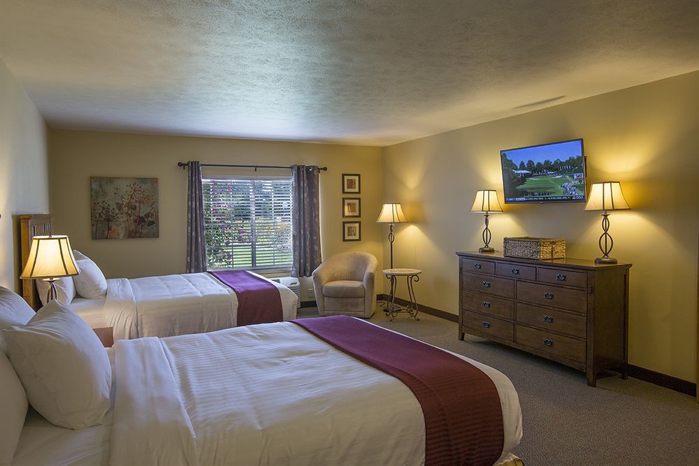 Swan Lake Resort Plymouth Ngoại thất bức ảnh